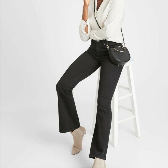 NWT! Banana Republic Dark Wash High Rise Slim Flare Jeans - Size 26/2 🔹 - Picture 1 of 10